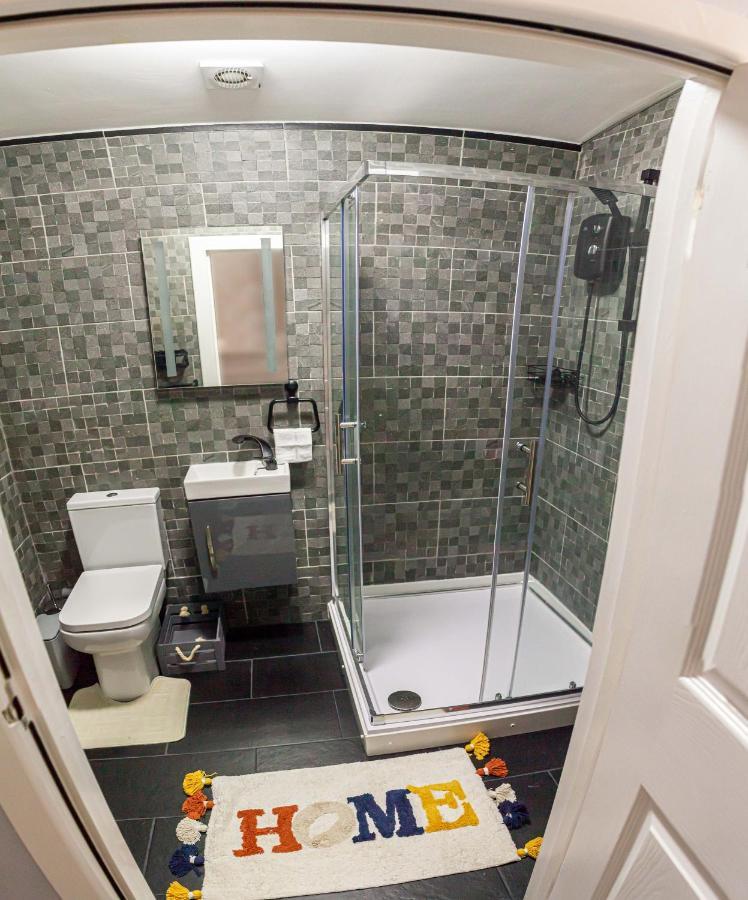 Luxury Comfort 1 Bedroom Suite Birmingham Bagian luar foto